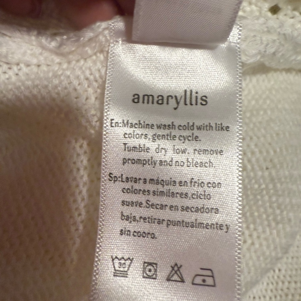 Amaryllis White Boxy Ribbed Blouse - Picture 5 of 9